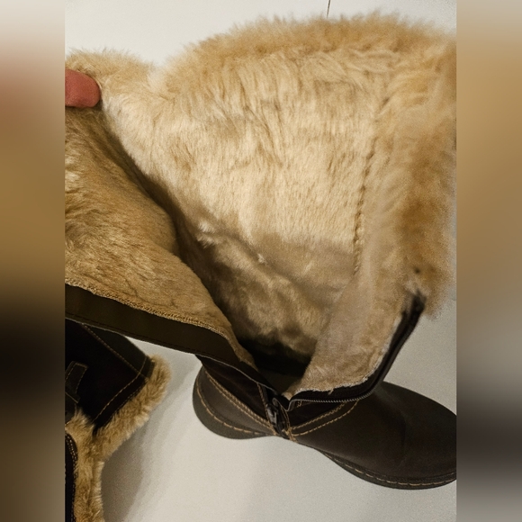 Yuu Brown Elsy faux fur lined winter boots size 6M - Picture 6 of 10